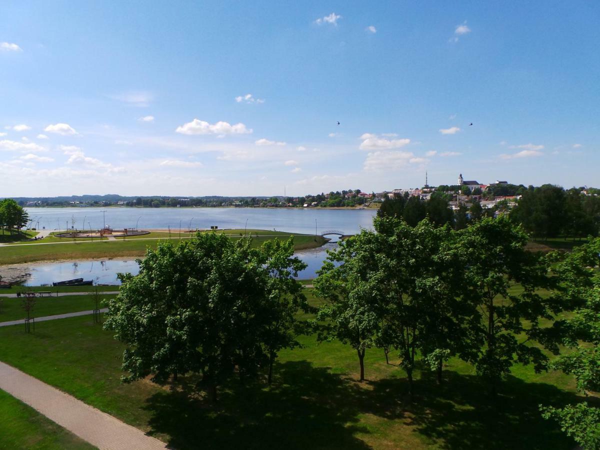 Cozy Apartment With A Wonderful Lake View Telšiai Екстериор снимка