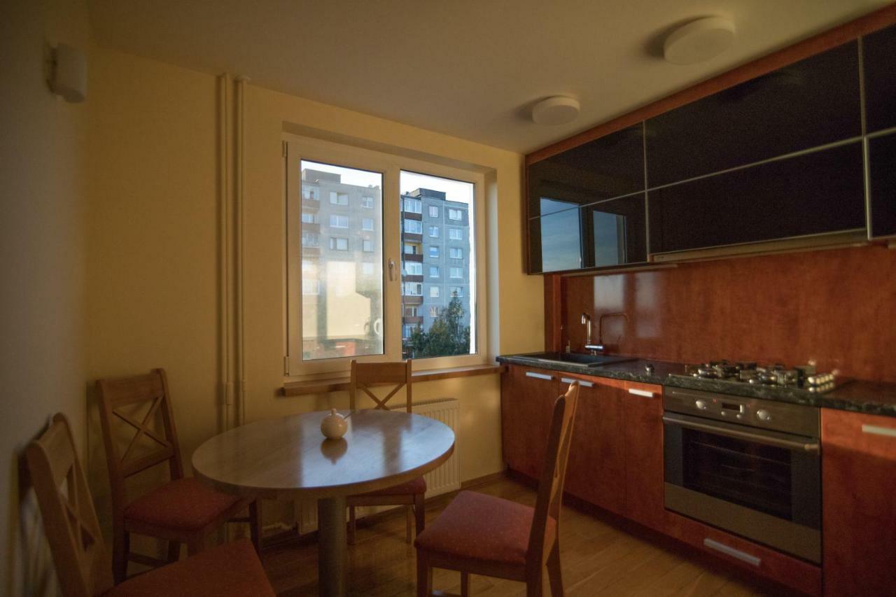 Cozy Apartment With A Wonderful Lake View Telšiai Екстериор снимка