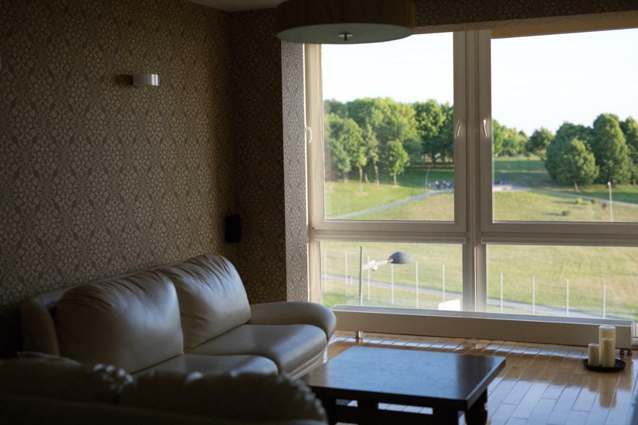 Cozy Apartment With A Wonderful Lake View Telšiai Екстериор снимка