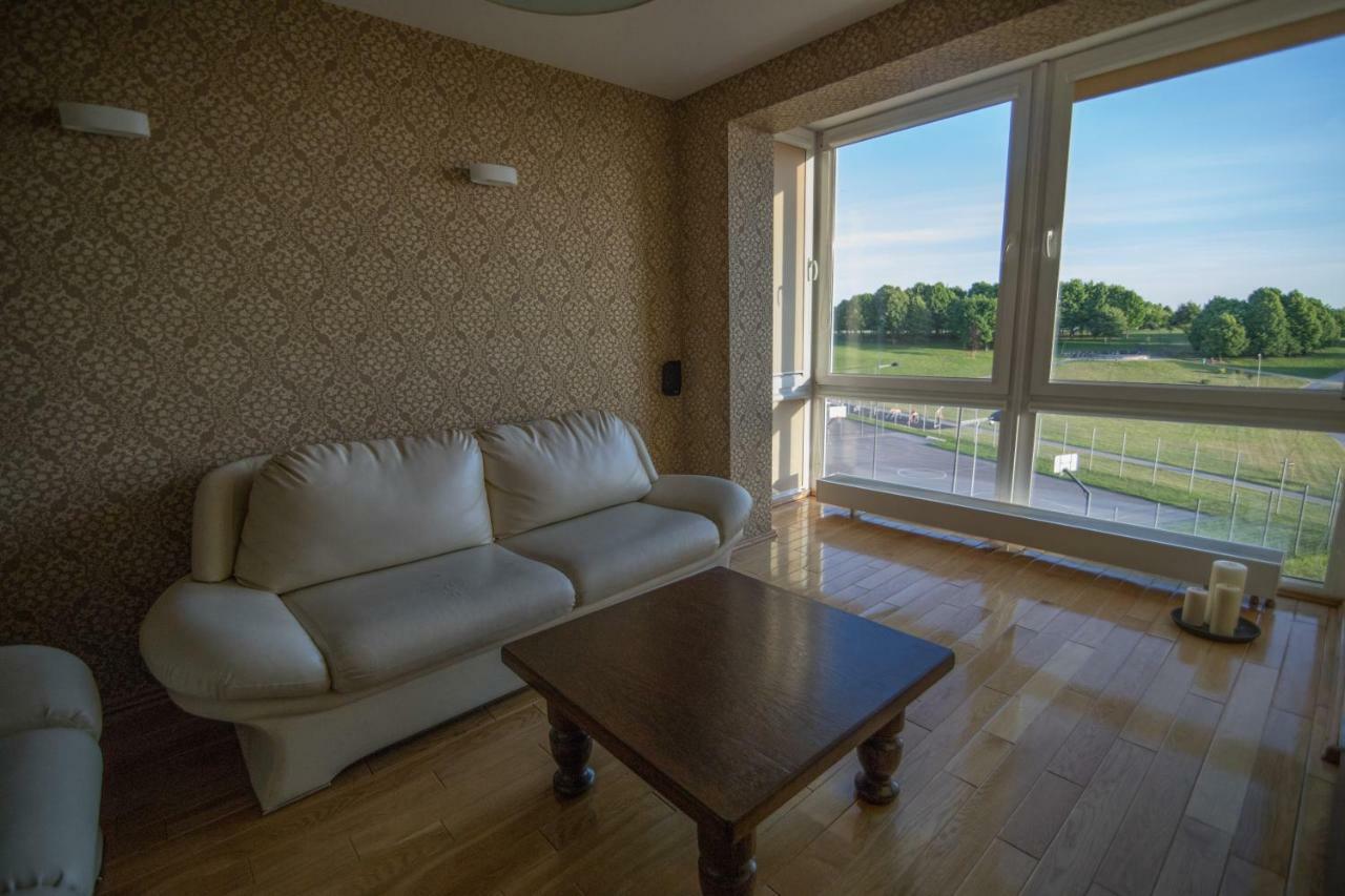 Cozy Apartment With A Wonderful Lake View Telšiai Екстериор снимка