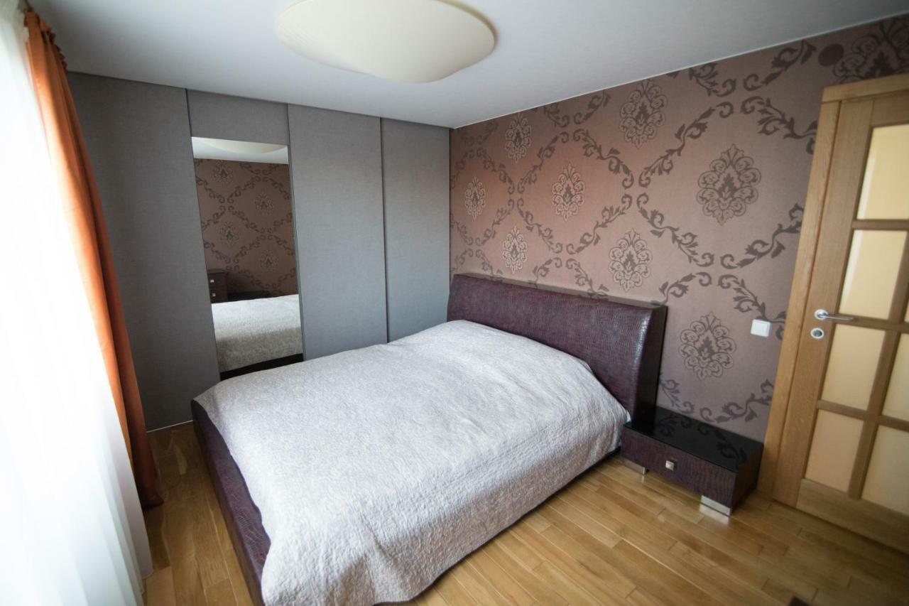 Cozy Apartment With A Wonderful Lake View Telšiai Екстериор снимка
